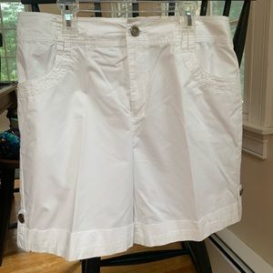 NWOT White Cuffed/Cotton Shorts Tall Girl Sz. 10